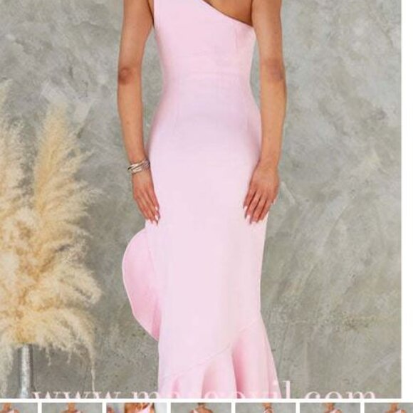 One Shoulder Irregular Ruffle Hem Bodycon Maxi Dress Small NWT - Picture 3 of 4